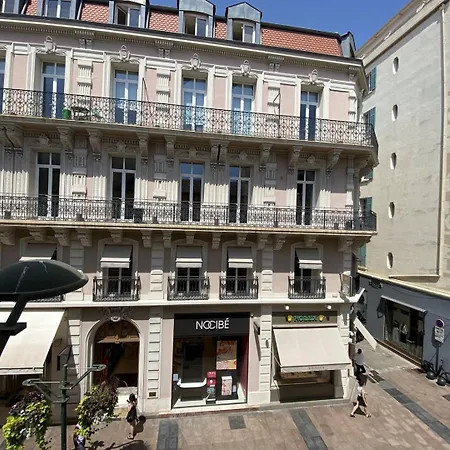 Cannes- Banane- Rue D'antibes - + Mezzanine Renove Apartment Cannes